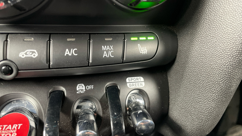 MINI Hatchback 1.5 Cooper Exclusive 5dr Auto Petrol Hatchback